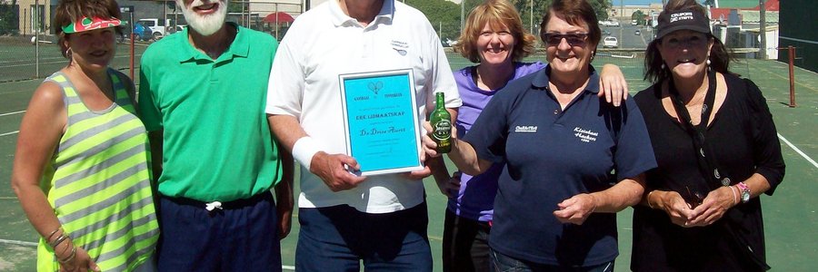 Vlnr: Ronel Viljoen, Gerhard Germishuys, Ds Dries Auret, Lisel Joubert, Desiree Blackburn-Hall en Patricia Ronquest. 